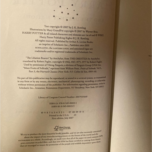 Book: Harry Potter and the Deathly Hallows, First Edition, July 2007 - Picture 10 of 16